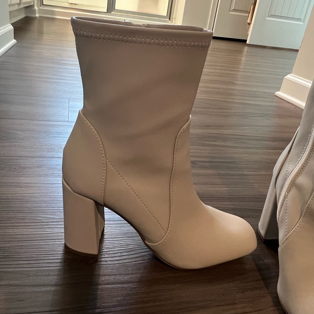 Target booties - white/cream colored